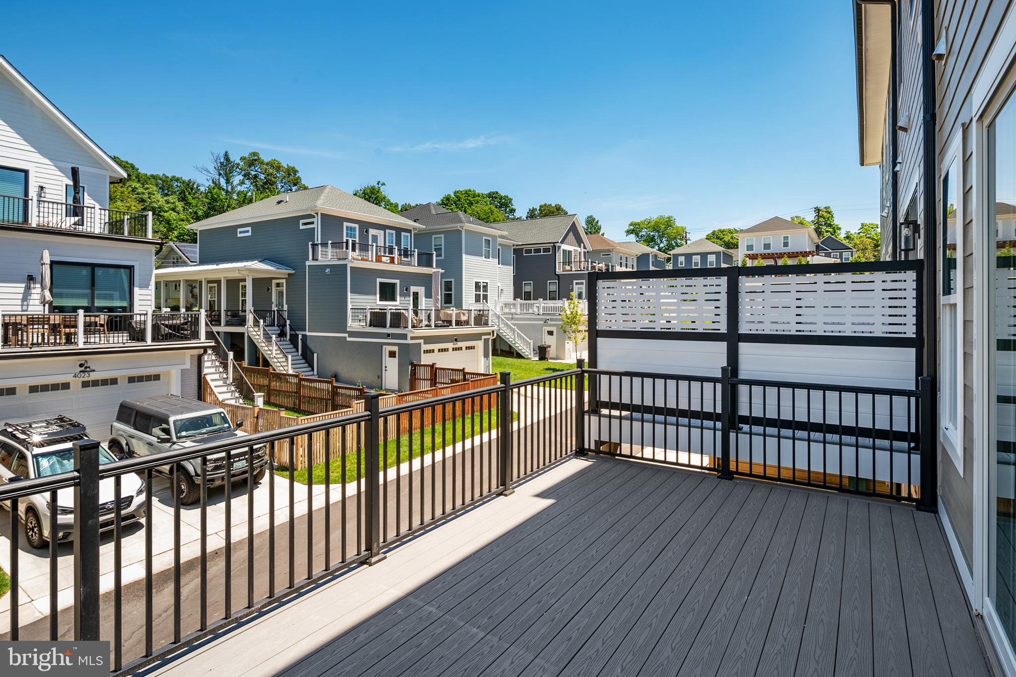 SUFFRAGE POINT - Residential