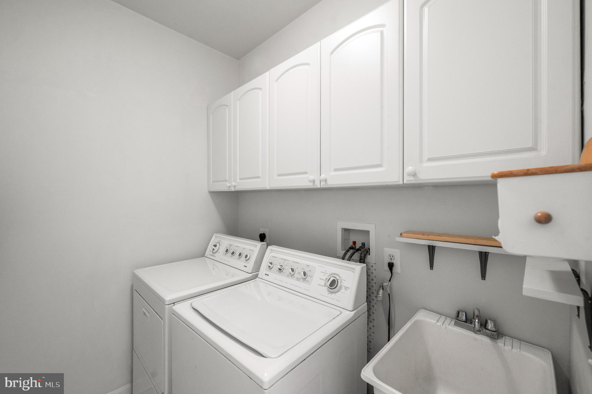 APPLEGATE - Residential