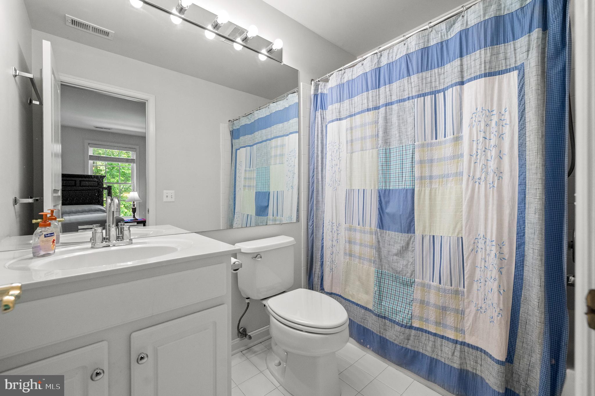 APPLEGATE - Residential