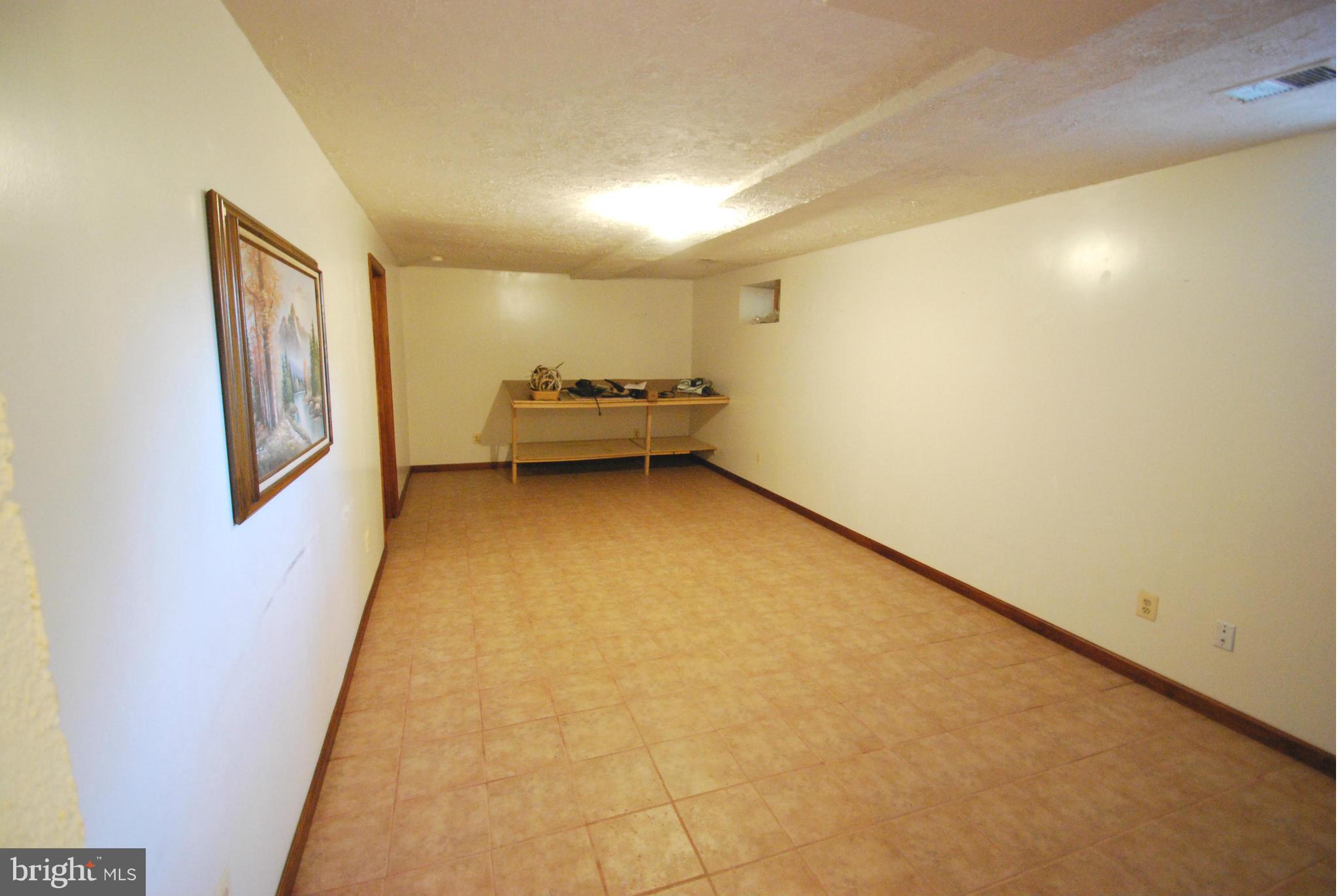 PARTRIDGE RUN EST - Residential Lease