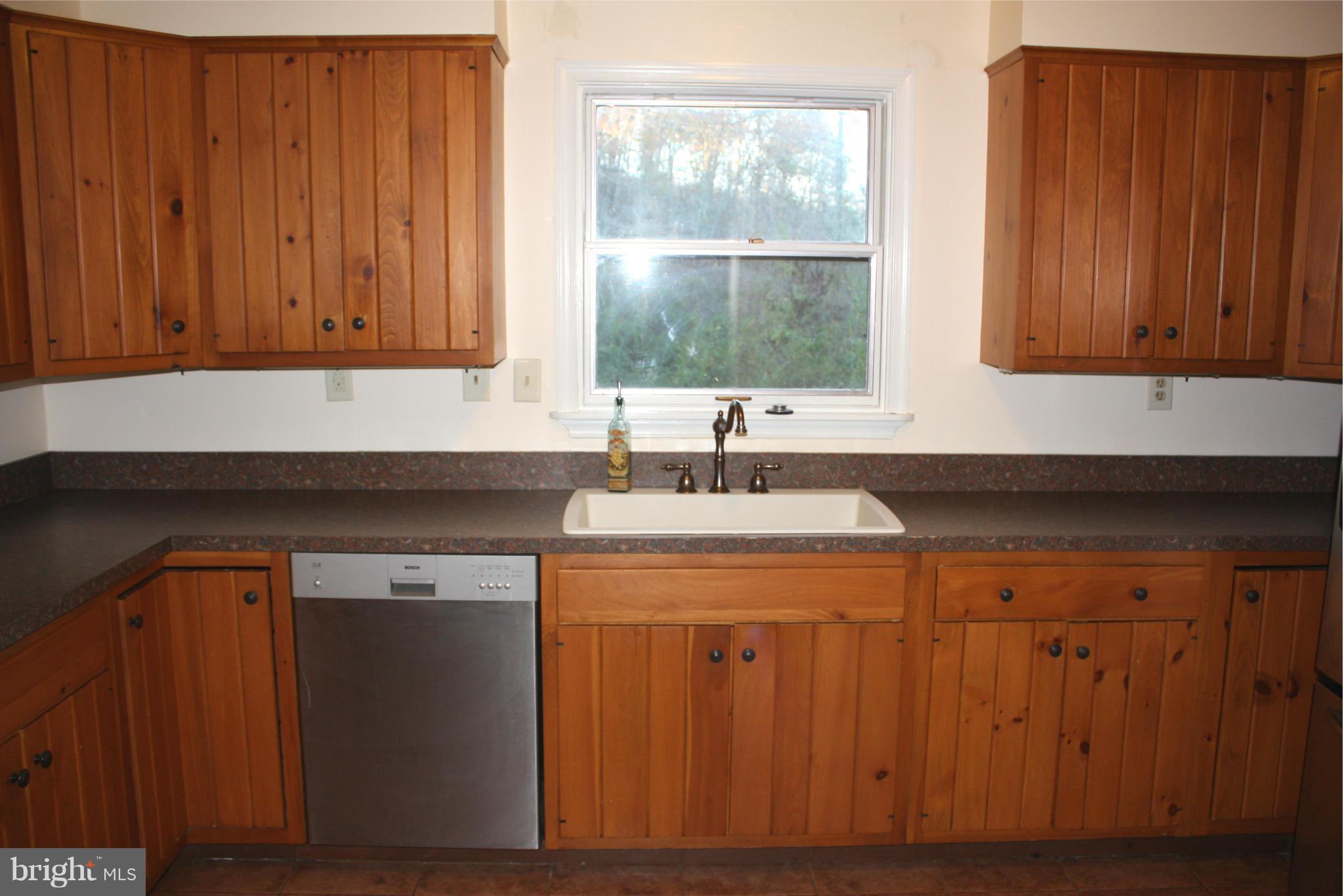 PARTRIDGE RUN EST - Residential Lease