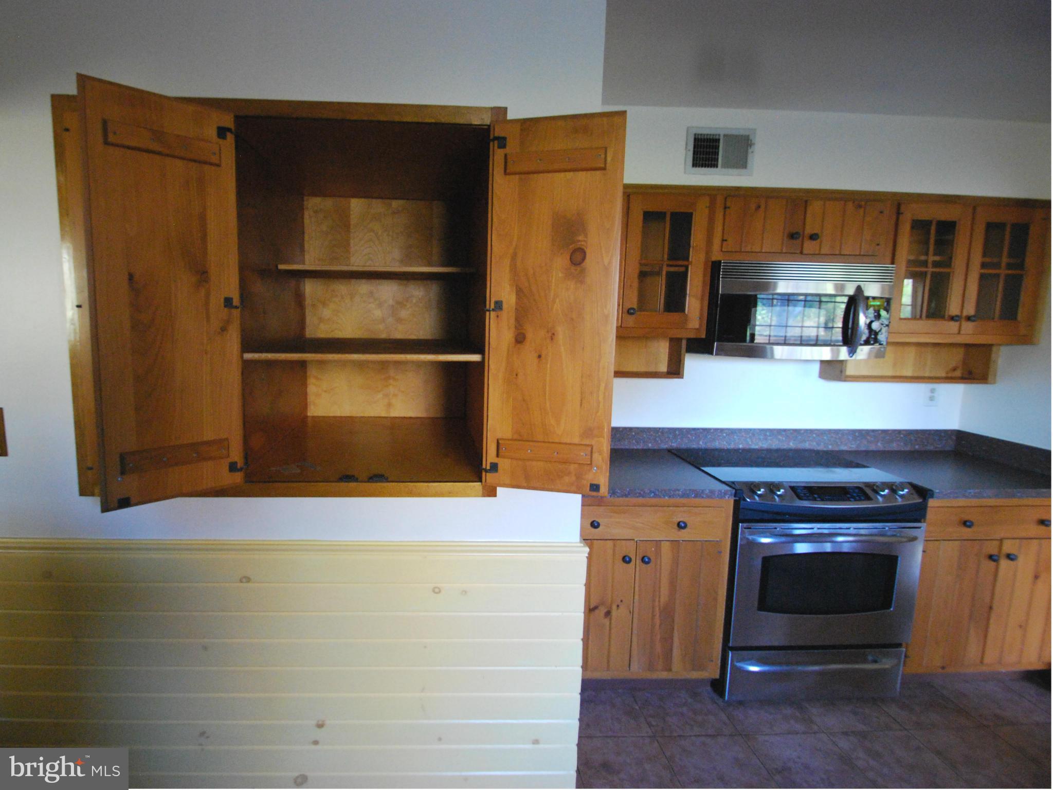 PARTRIDGE RUN EST - Residential Lease