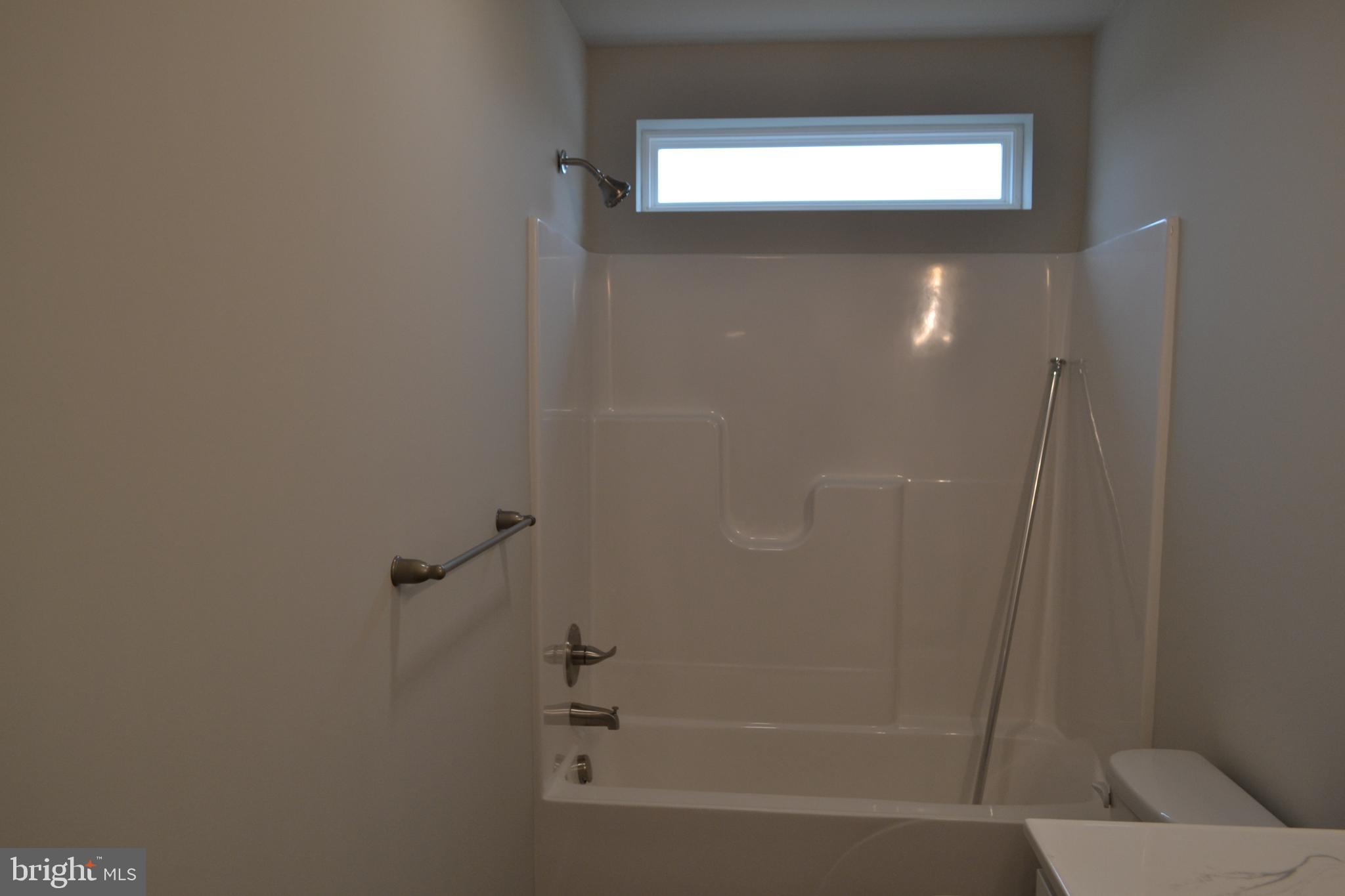 MCINTOSH FARMS - Residential