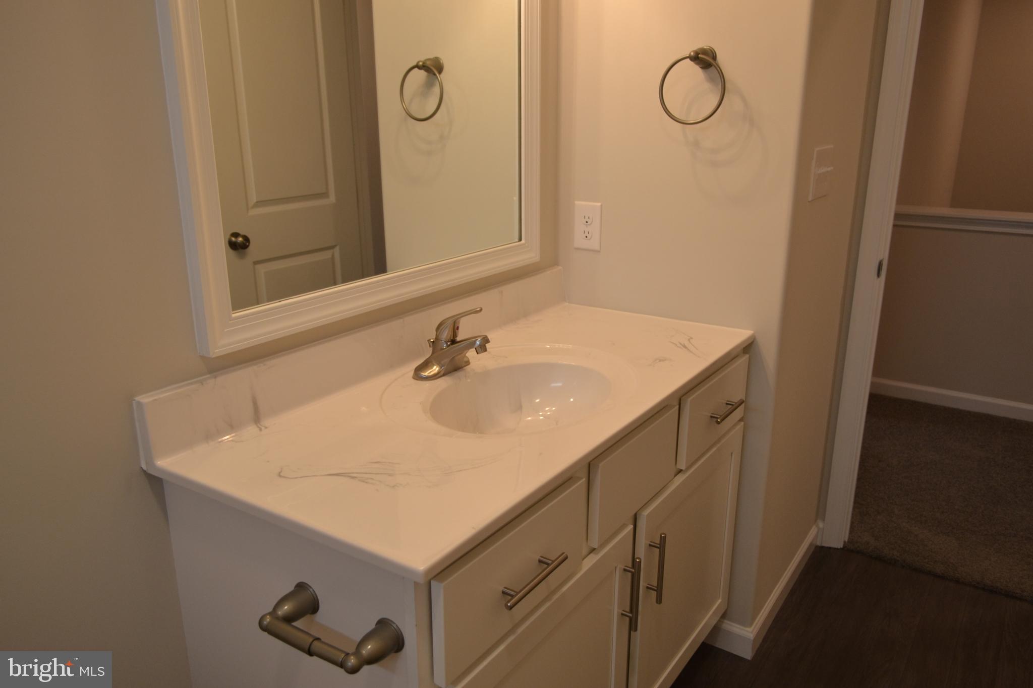 MCINTOSH FARMS - Residential