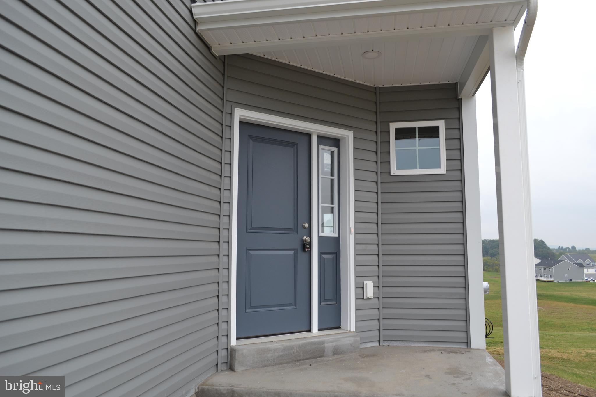 MCINTOSH FARMS - Residential