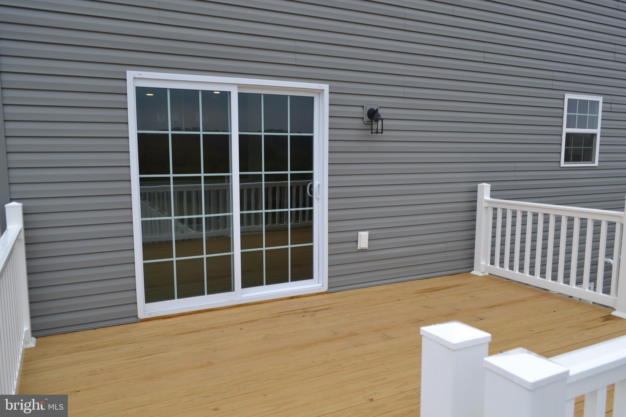 MCINTOSH FARMS - Residential