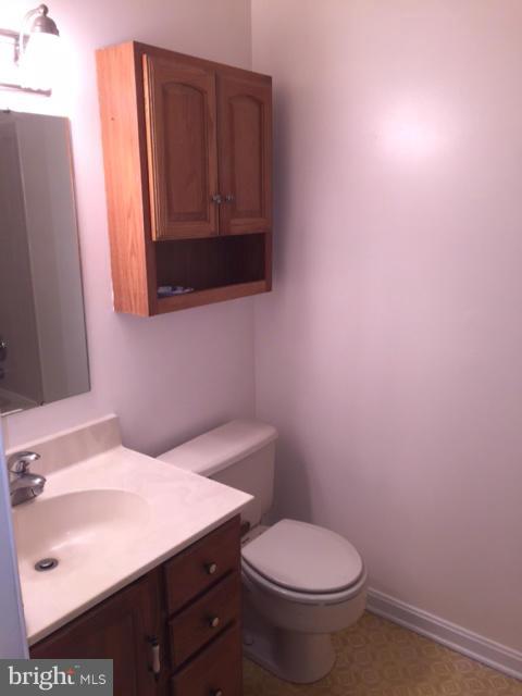 WILLIAMSBURG HEIGHTS - Residential Lease