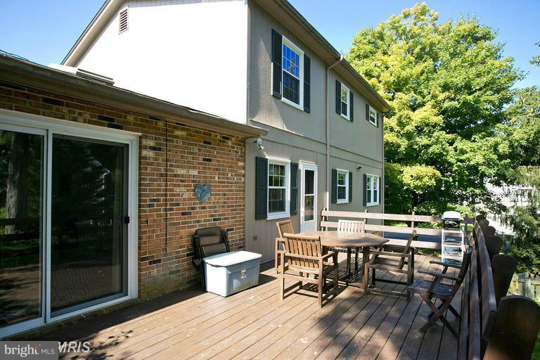 WILLIAMSBURG HEIGHTS - Residential Lease