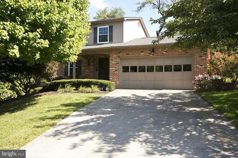 WILLIAMSBURG HEIGHTS - Residential Lease