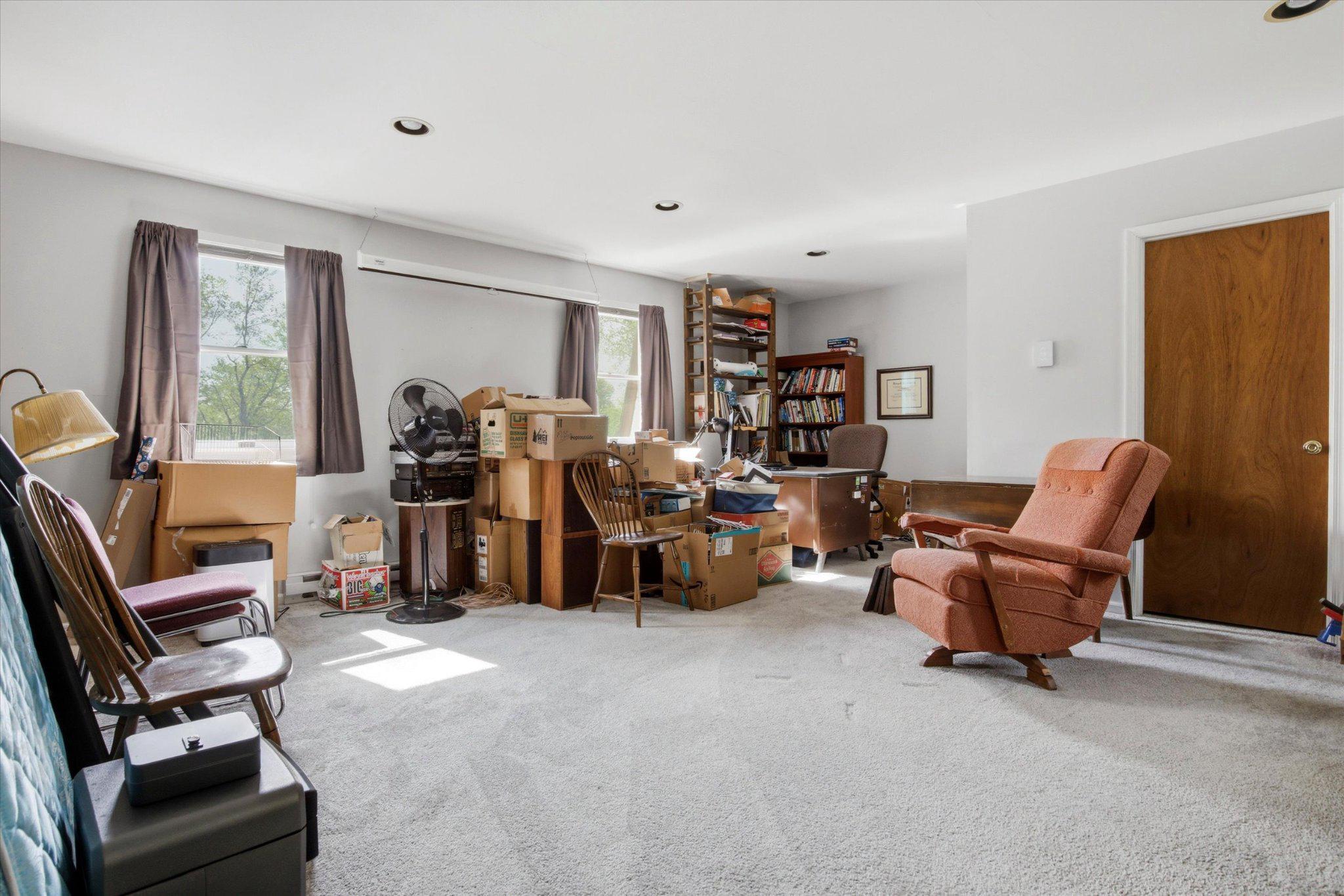 MILL CREEK VIL - Residential