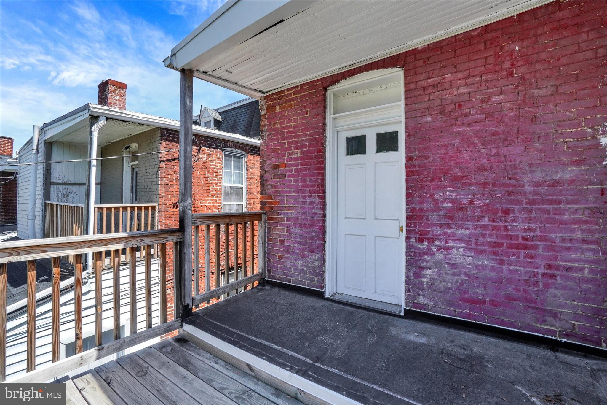 WARD 11 - Residential
