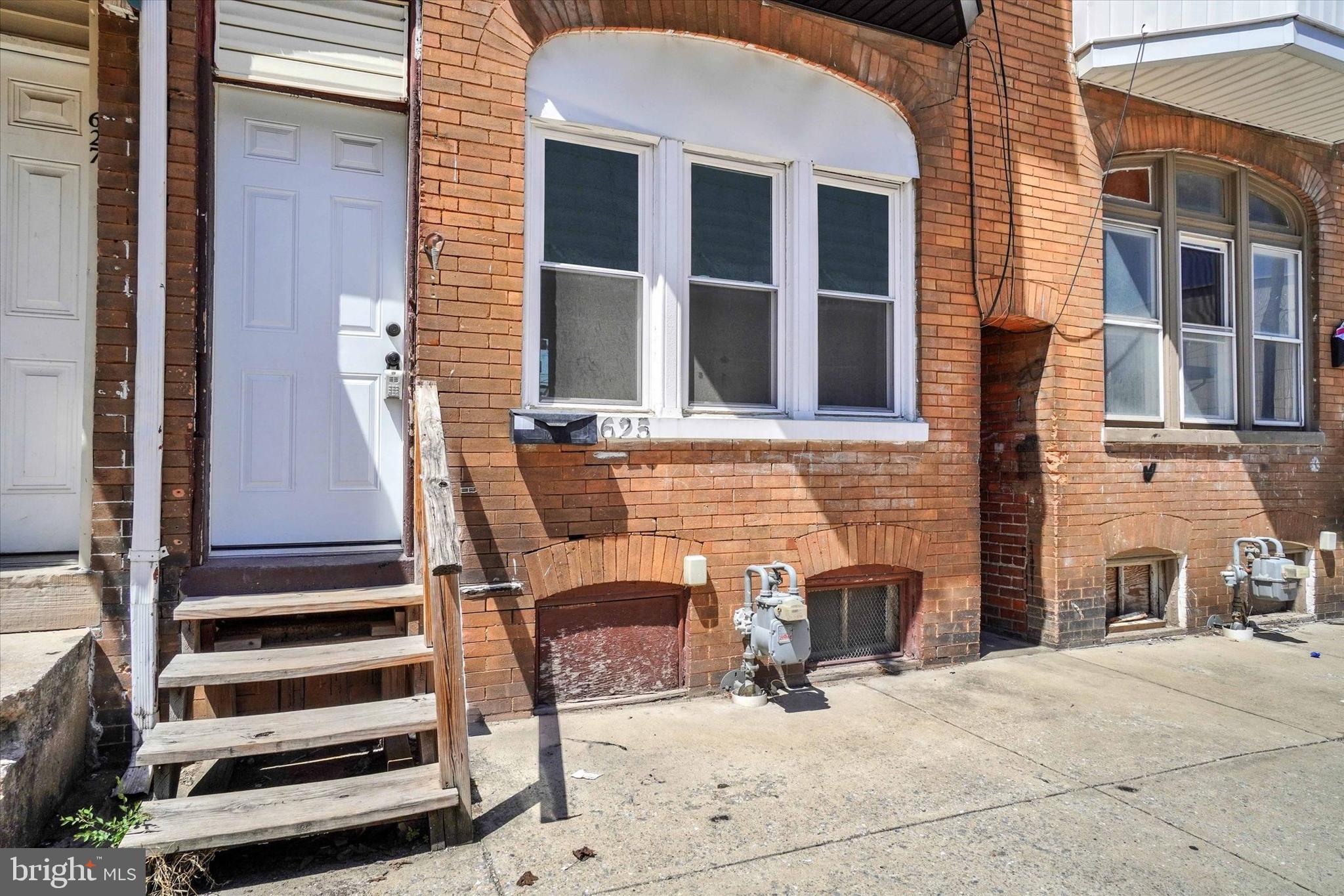 WARD 11 - Residential