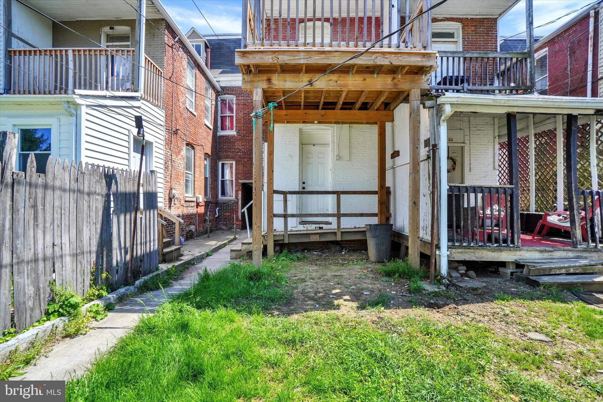 WARD 11 - Residential