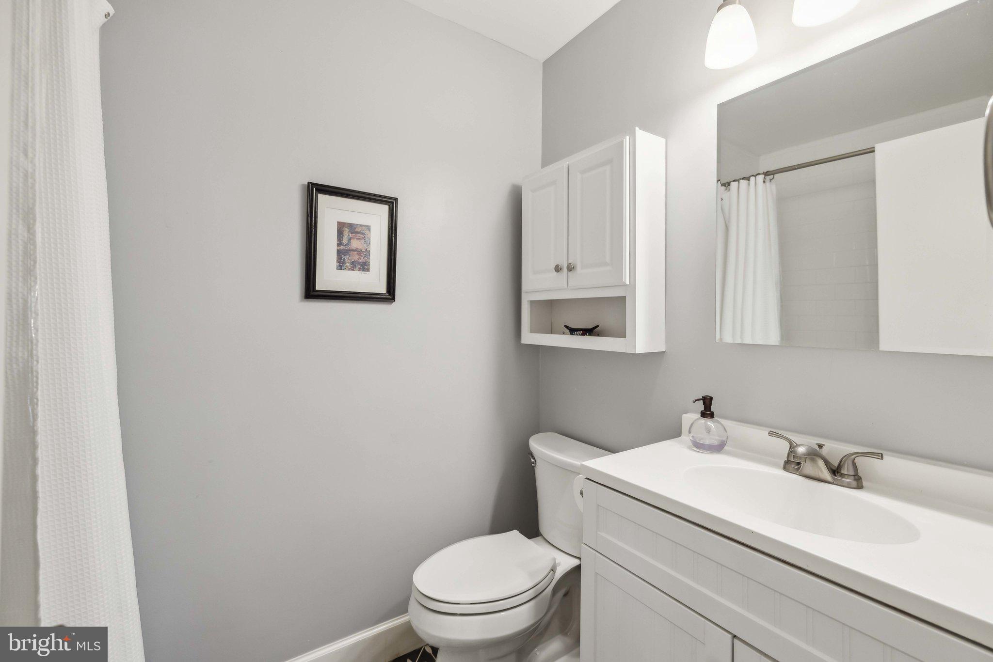 ROCKVILLE ESTATES - Residential