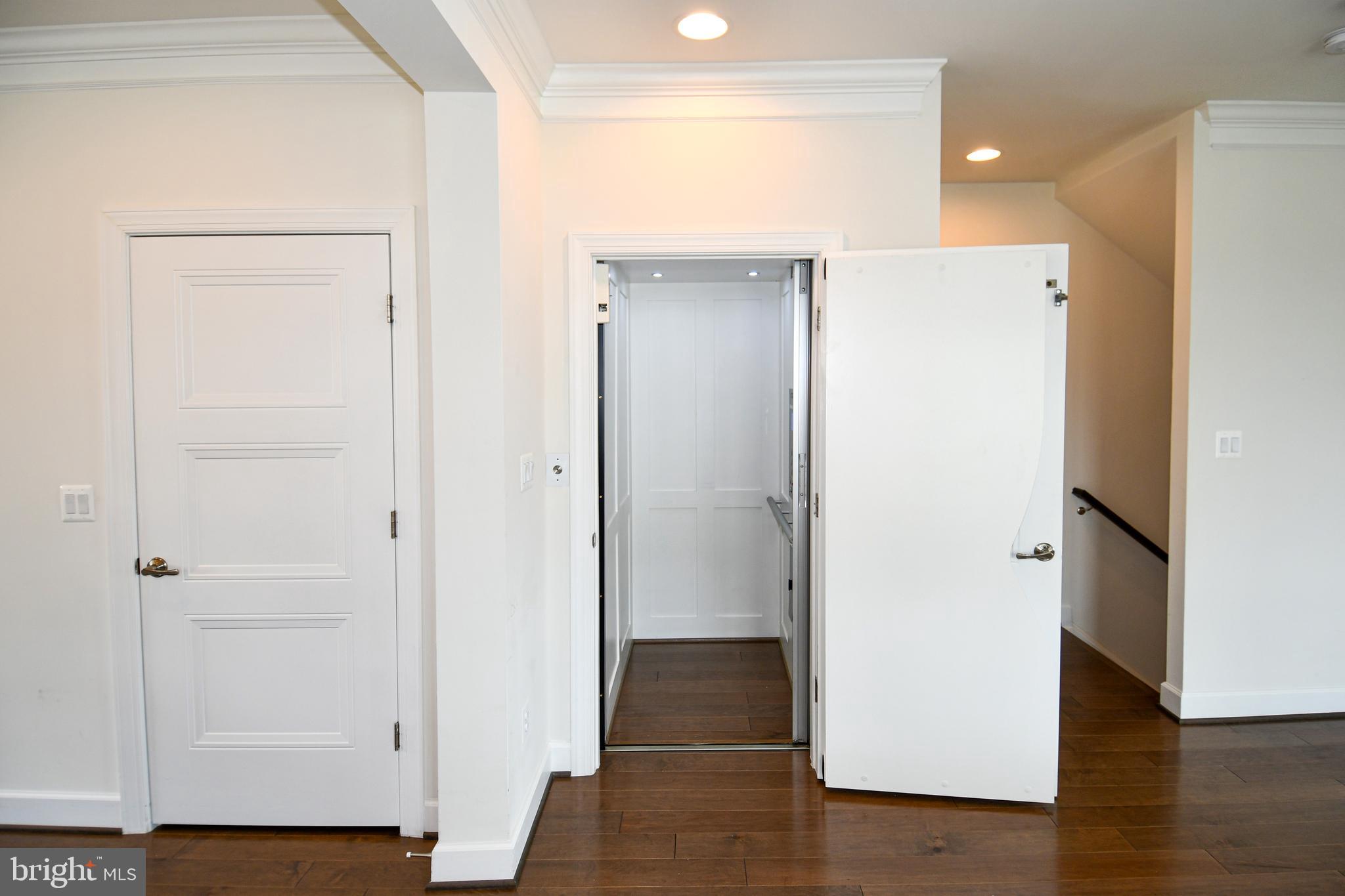 BELMONT BAY - Residential Lease