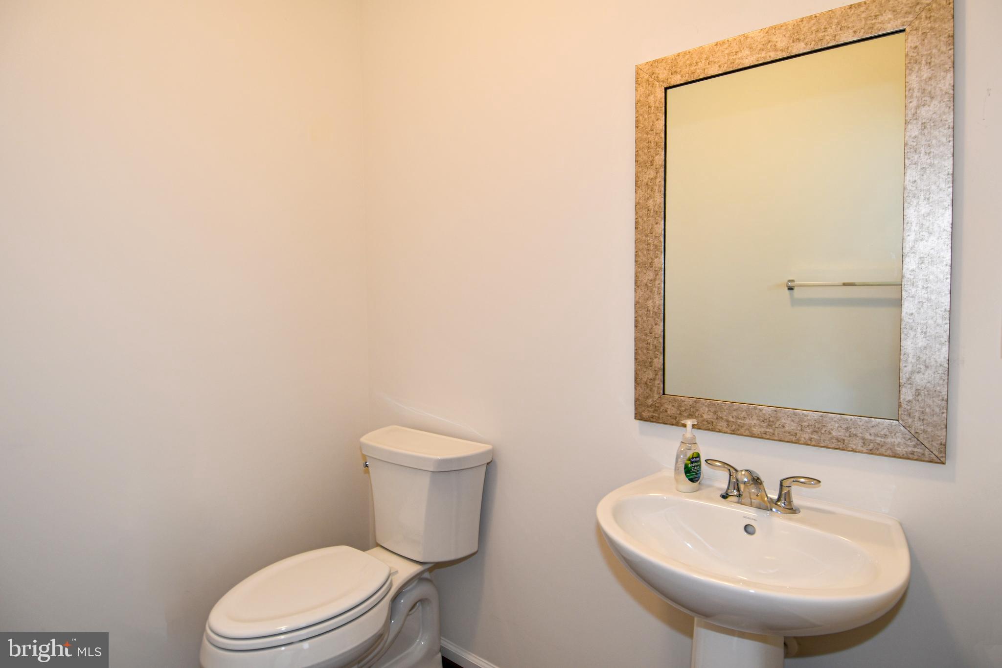 BELMONT BAY - Residential Lease