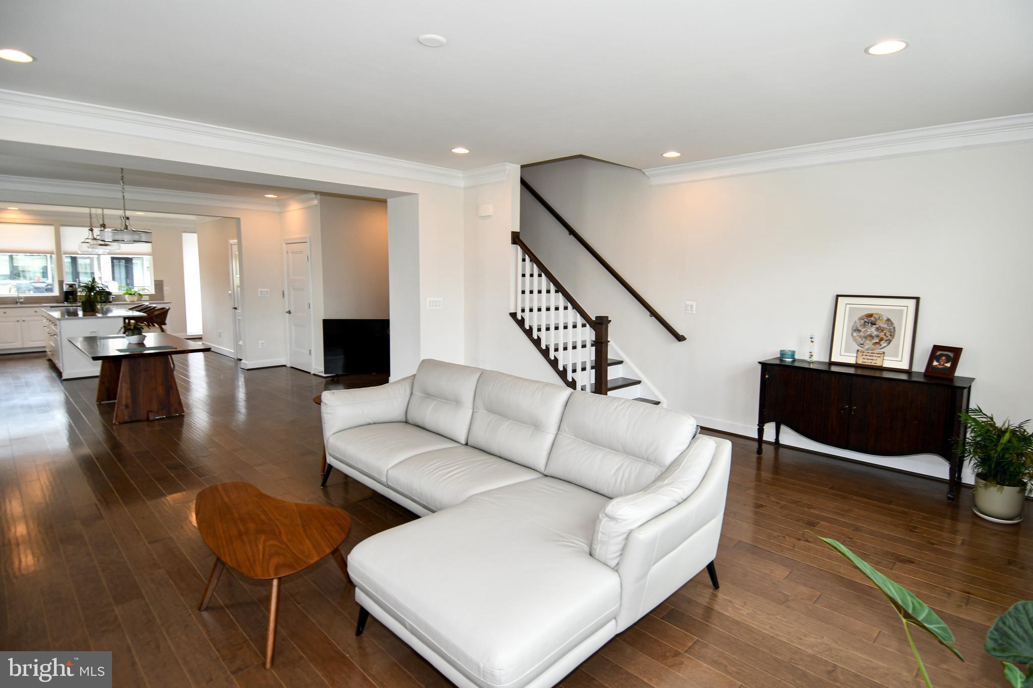 BELMONT BAY - Residential Lease