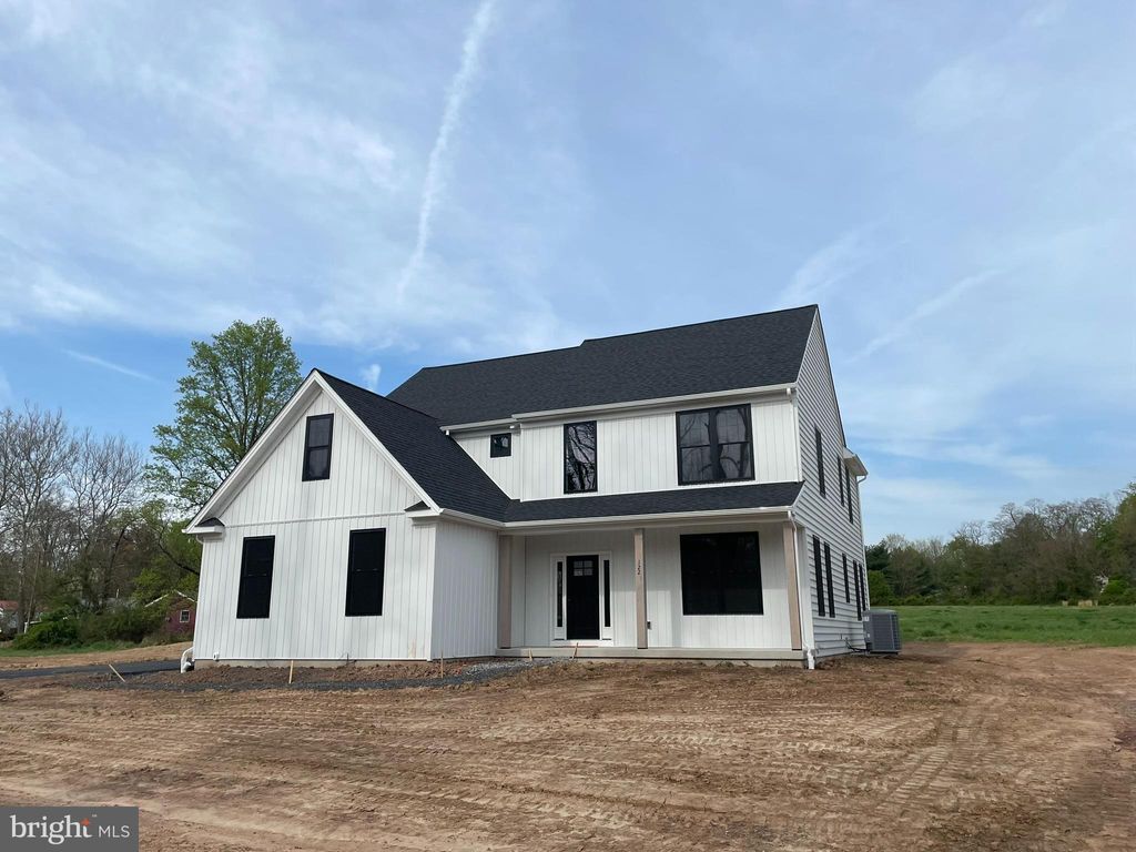 Photo of 1615 Saint Peters Road, POTTSTOWN, PA 19465 (MLS # PACT2116818)