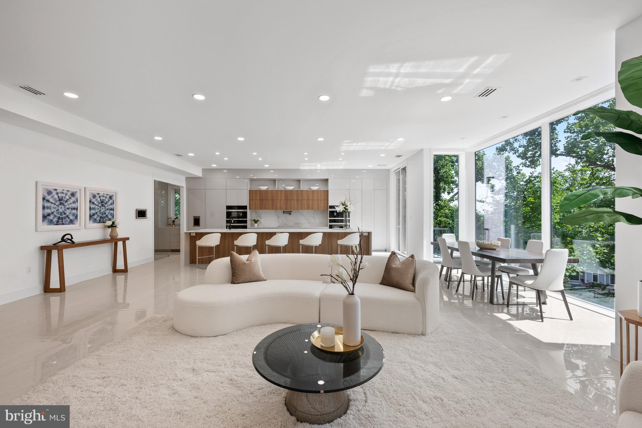 DONALDSON RUN - Residential