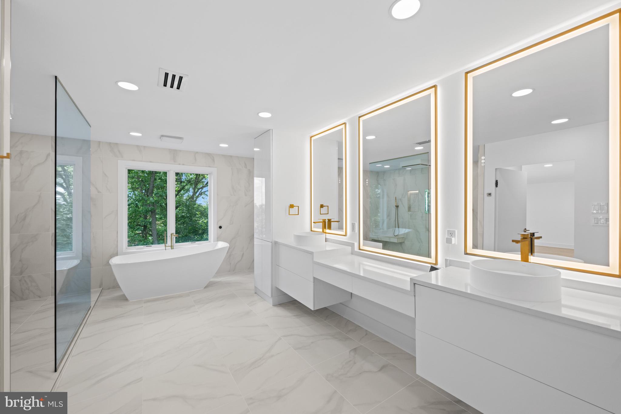 DONALDSON RUN - Residential