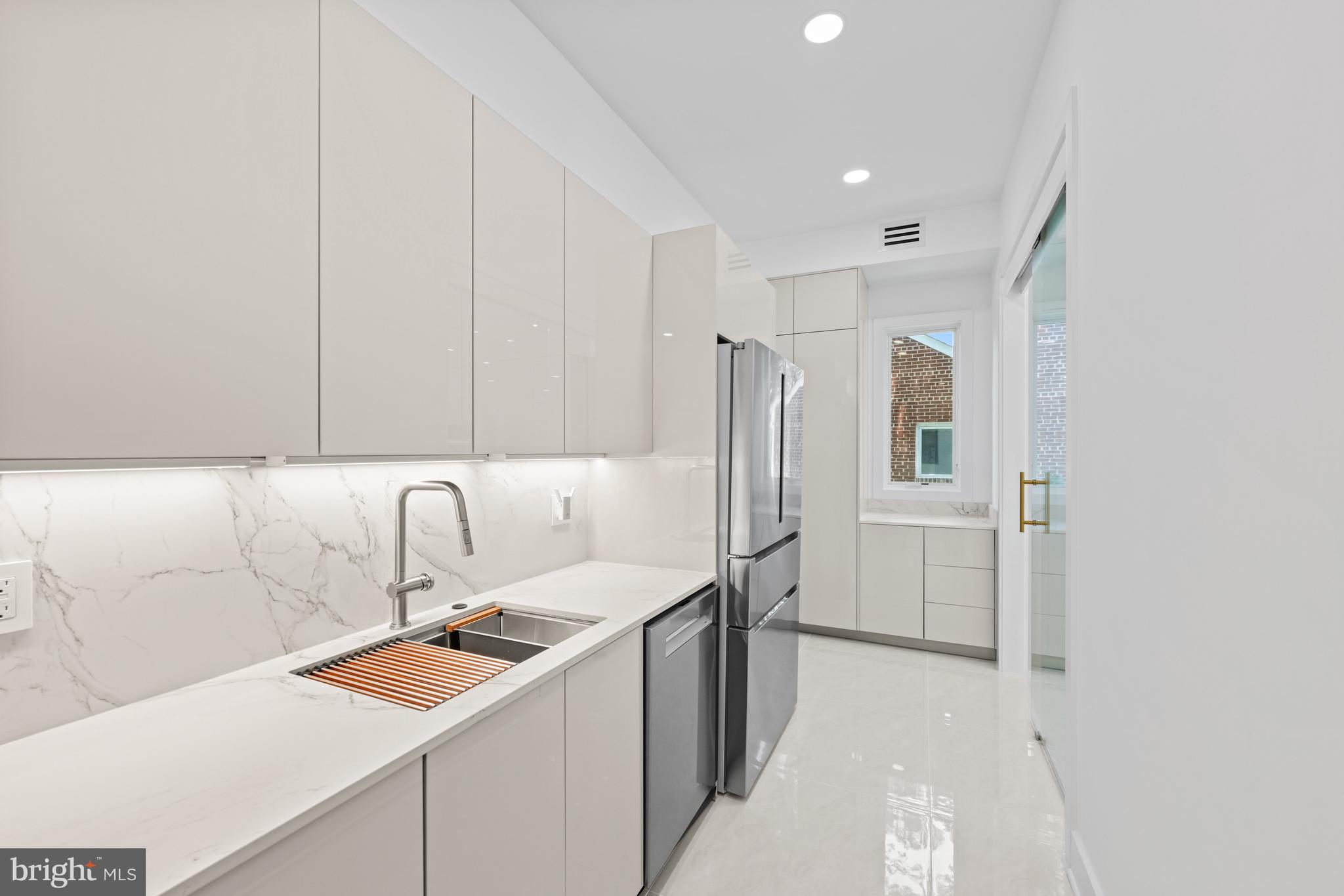 DONALDSON RUN - Residential