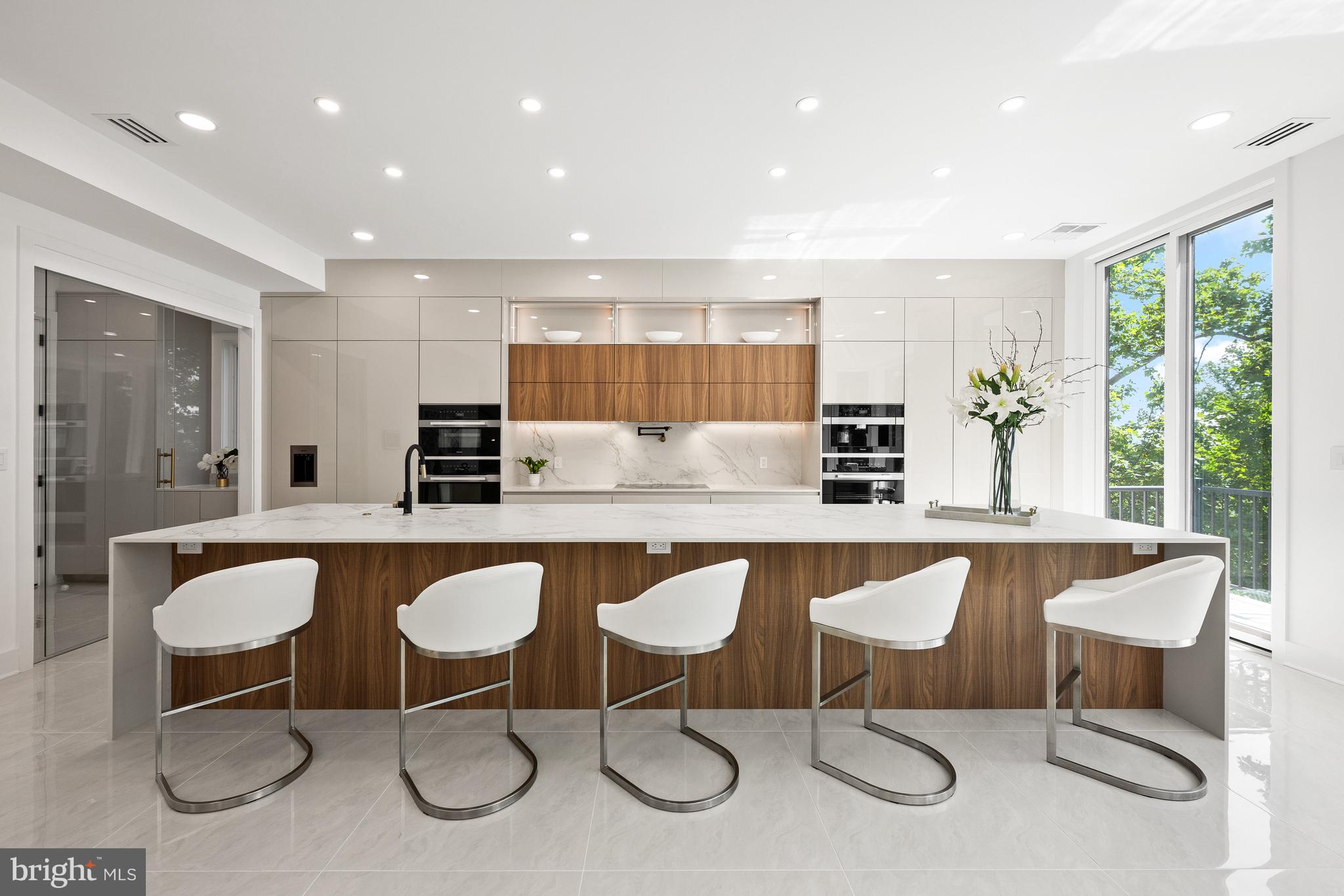 DONALDSON RUN - Residential