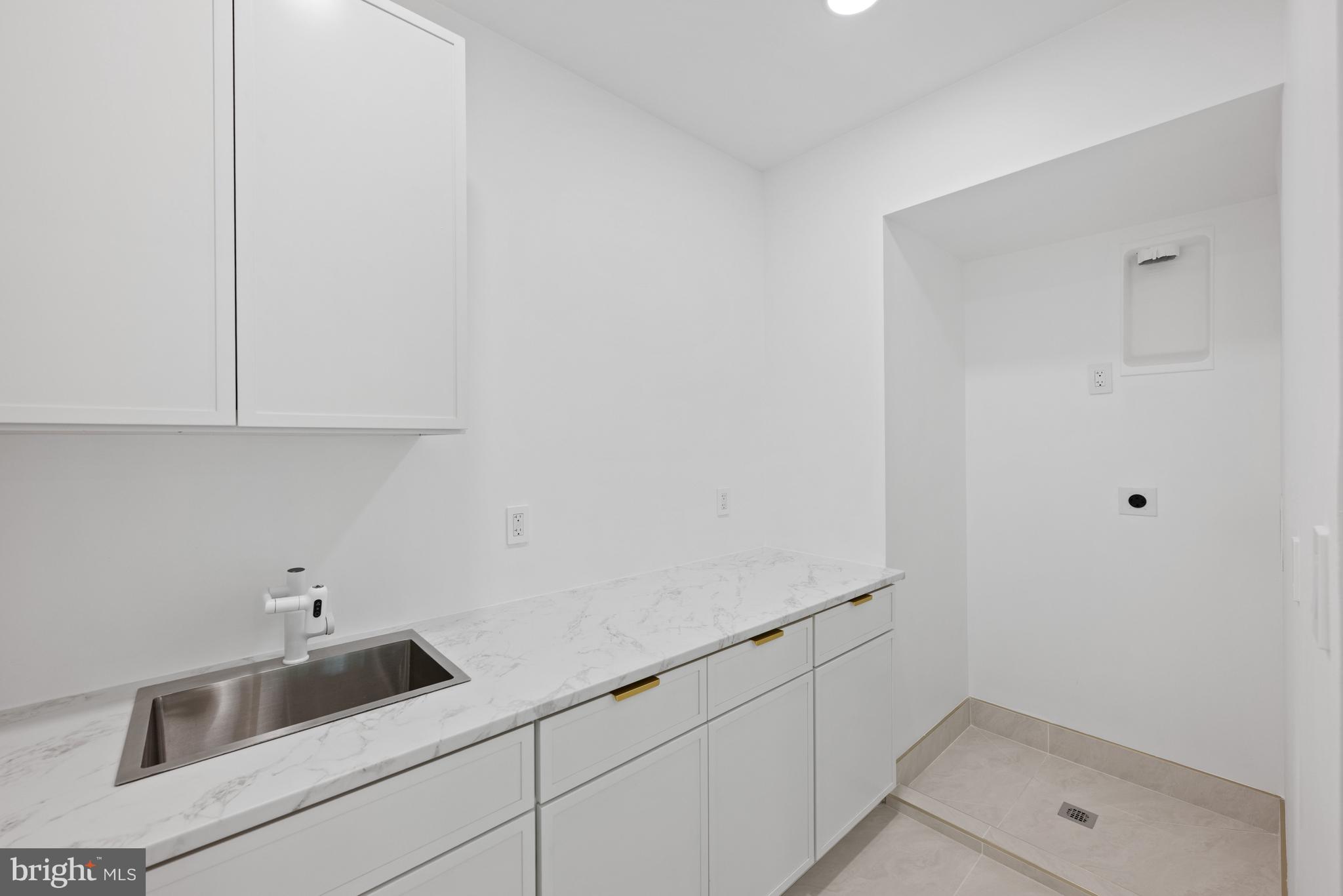 DONALDSON RUN - Residential