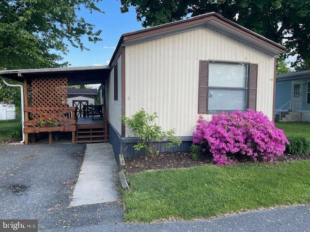 Very well maintained mobile home with a spacious lot for sale in Palmyra School District. Come enjoy your morning coffee on the newly stained deck! Great price for a lot of space: 3 bedrooms and 2 full bathrooms with a total of over 900 square feet. Also included are two large sheds, great for storage. Come take a look! Potential buyers must be vetted by the park prior to purchase. For application to the park please go to www.ahunter.com or call 717-274-2104.