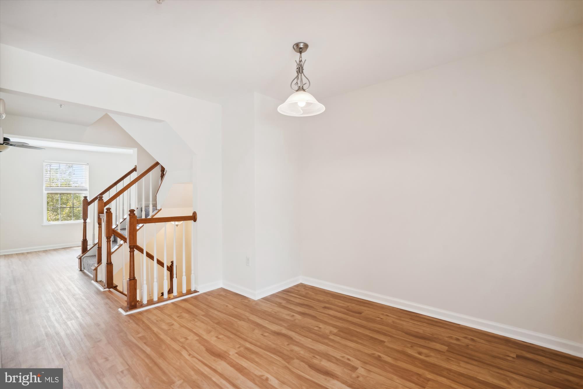 VILLAGE TOWNS - Residential