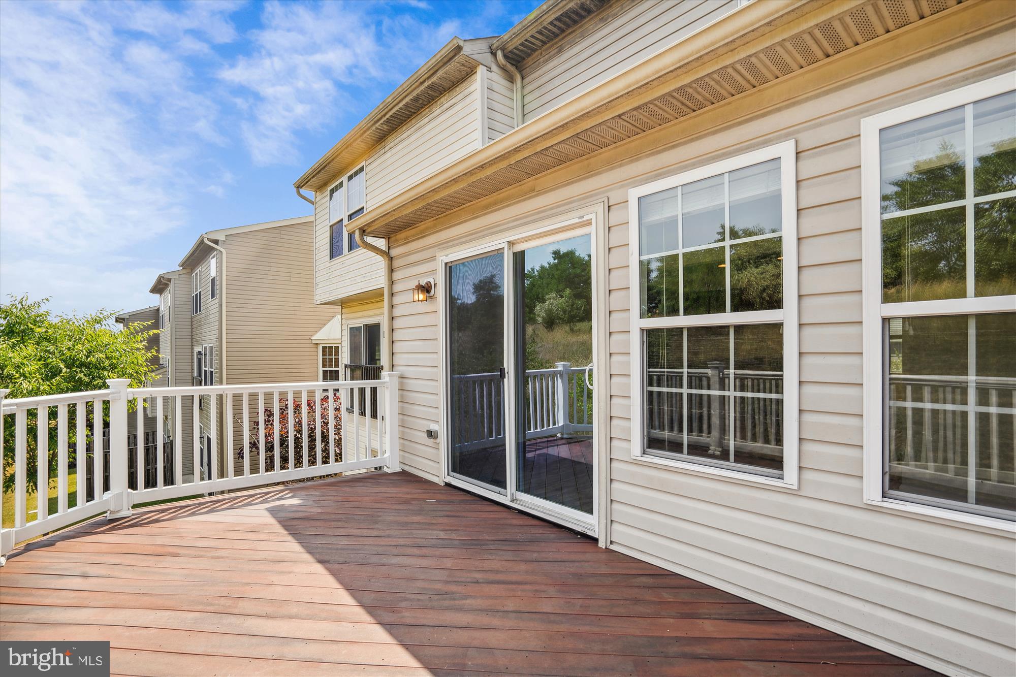 VILLAGE TOWNS - Residential