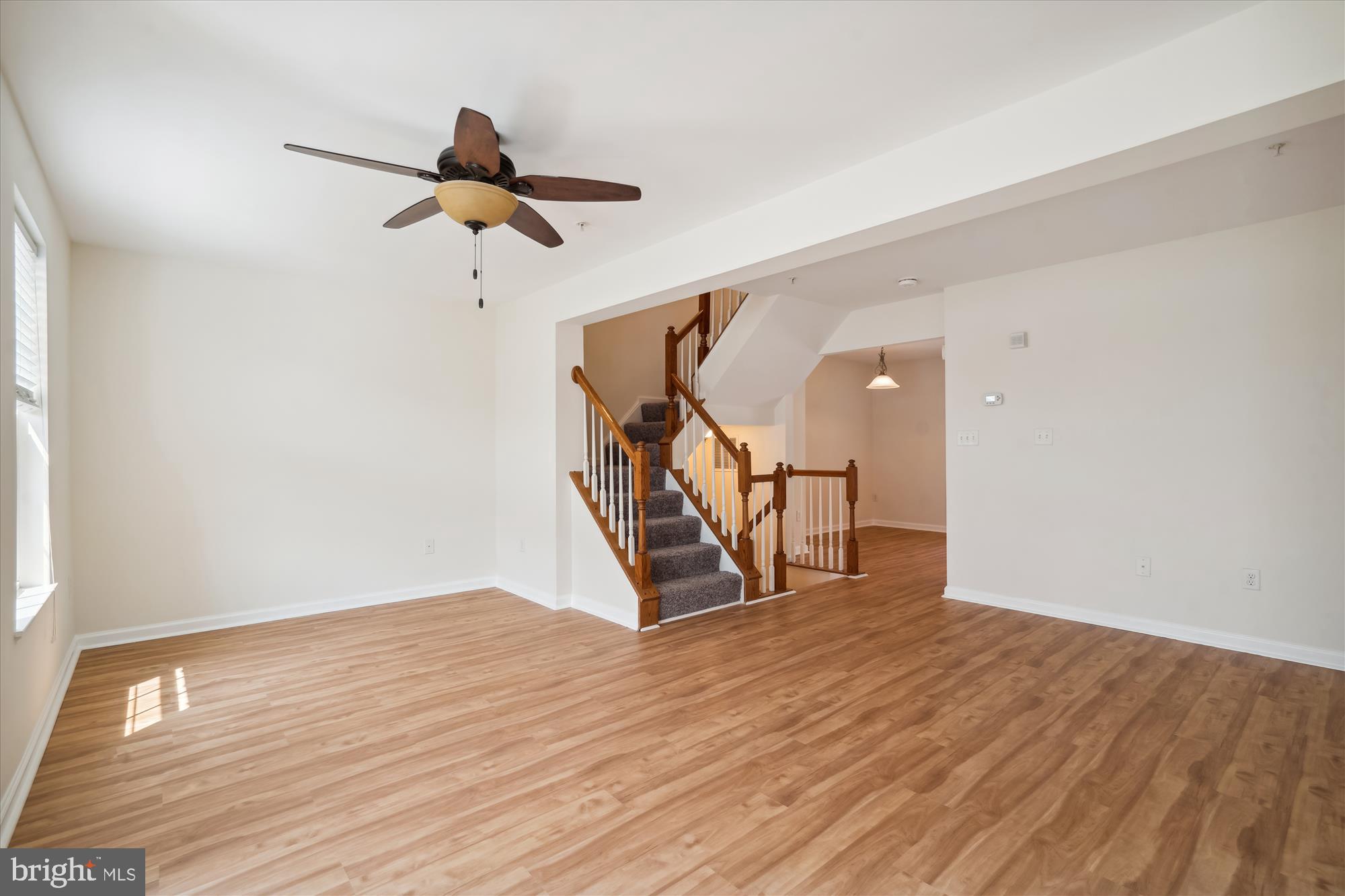 VILLAGE TOWNS - Residential