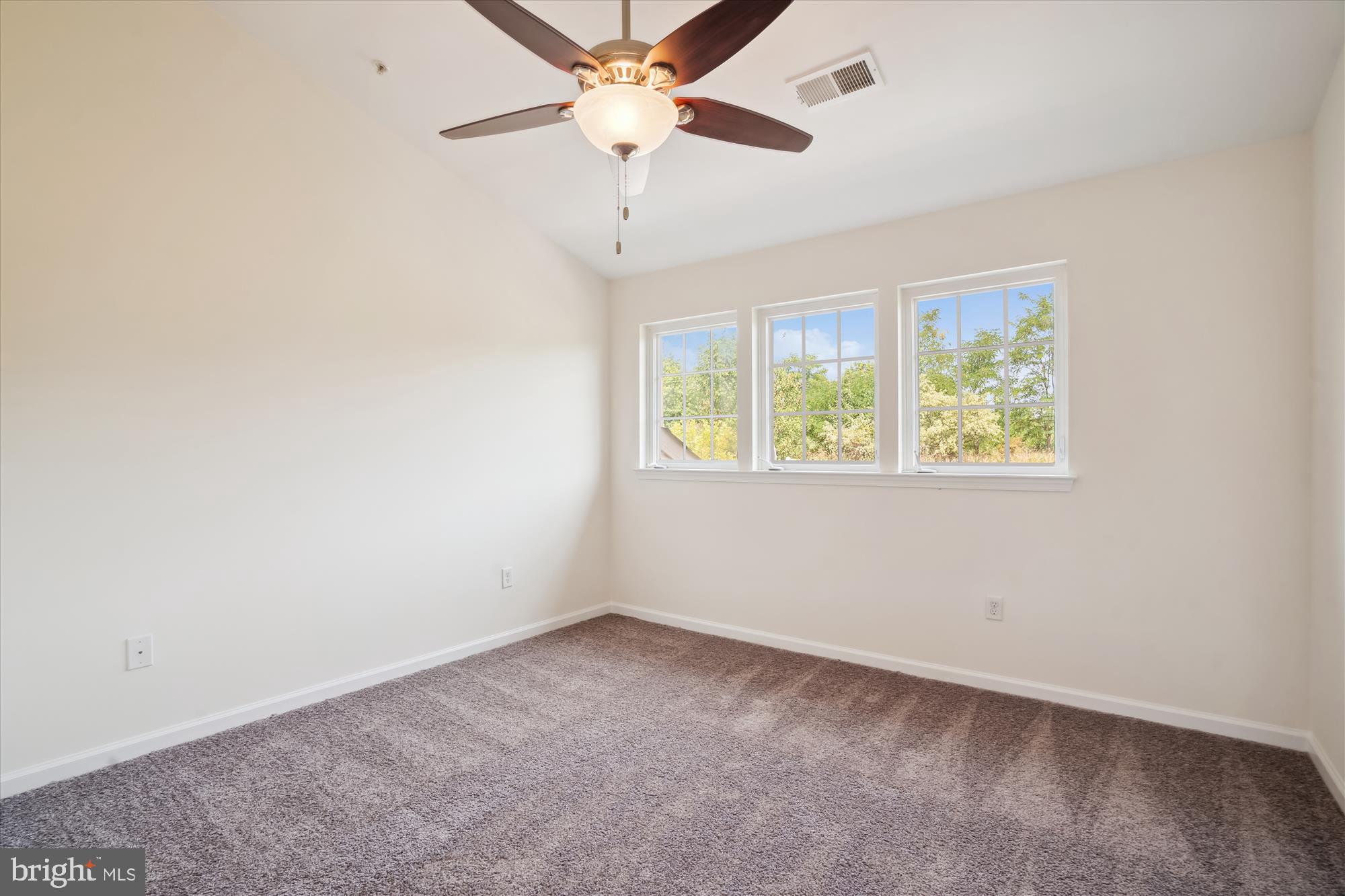 VILLAGE TOWNS - Residential