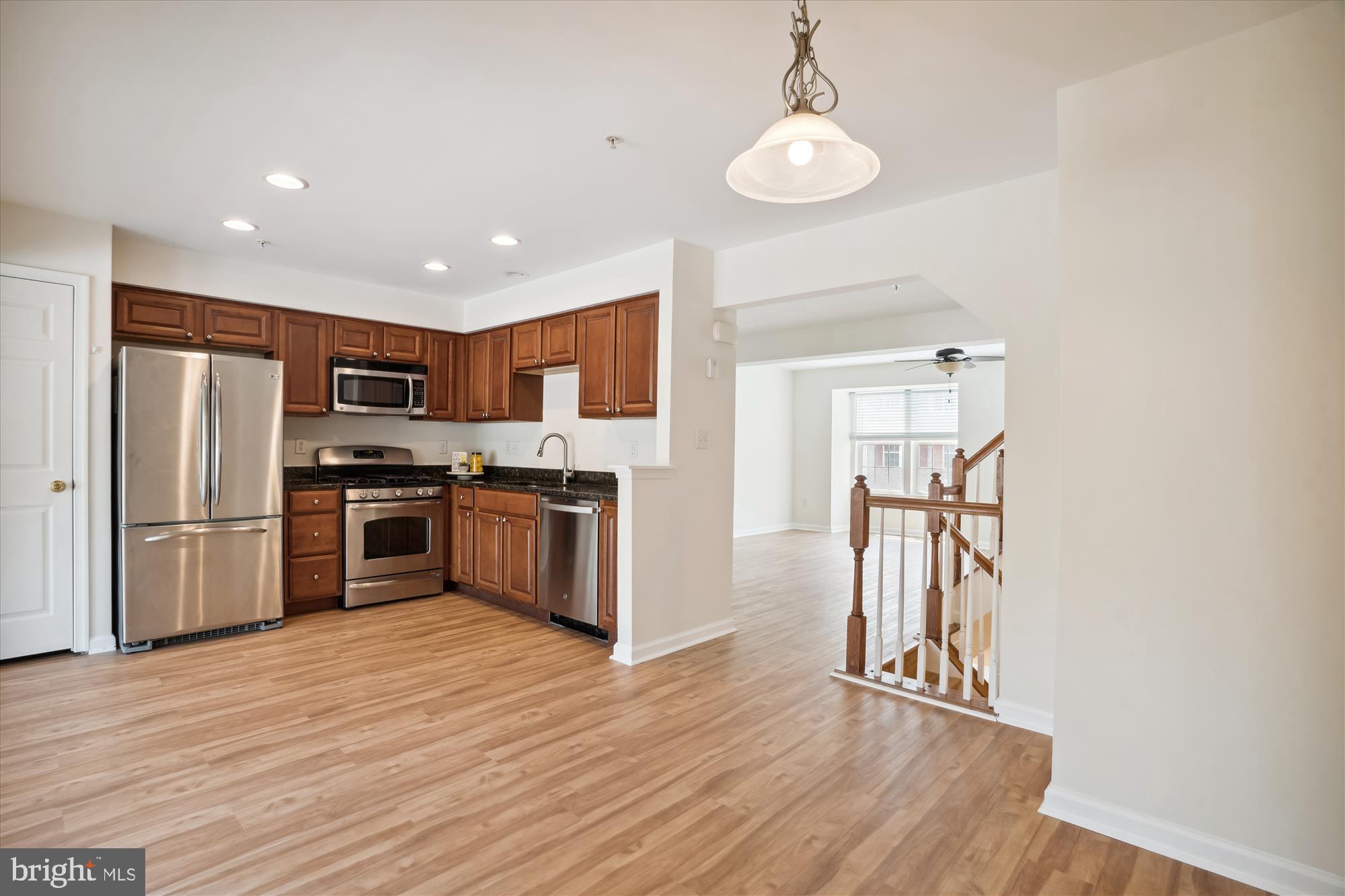 VILLAGE TOWNS - Residential