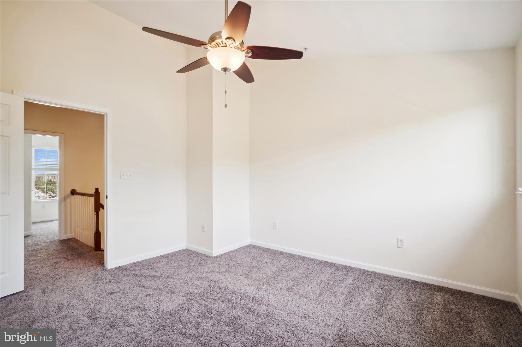 VILLAGE TOWNS - Residential