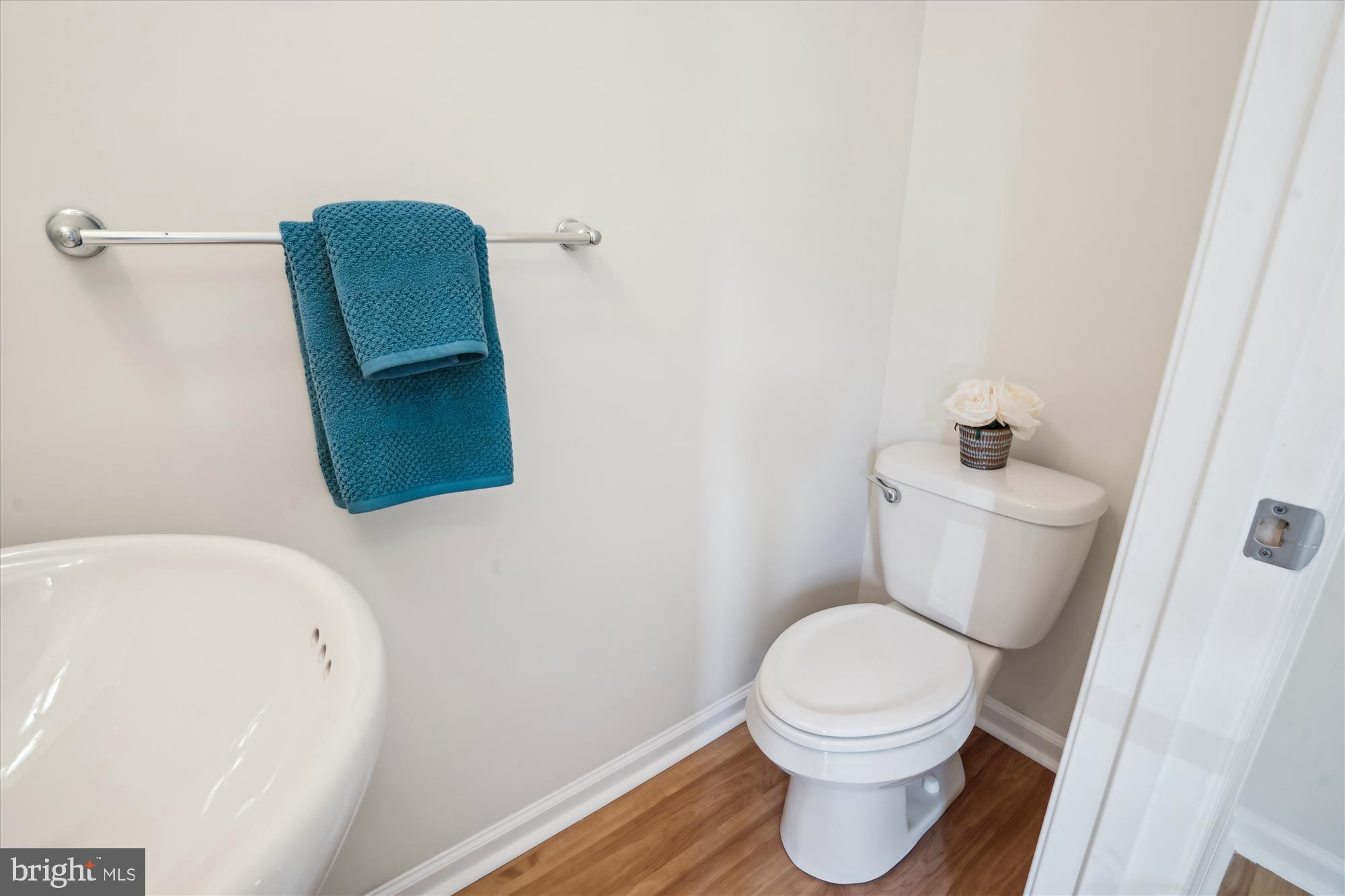 VILLAGE TOWNS - Residential