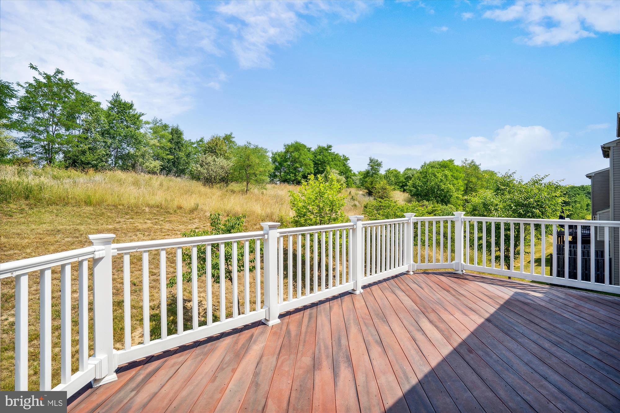 VILLAGE TOWNS - Residential