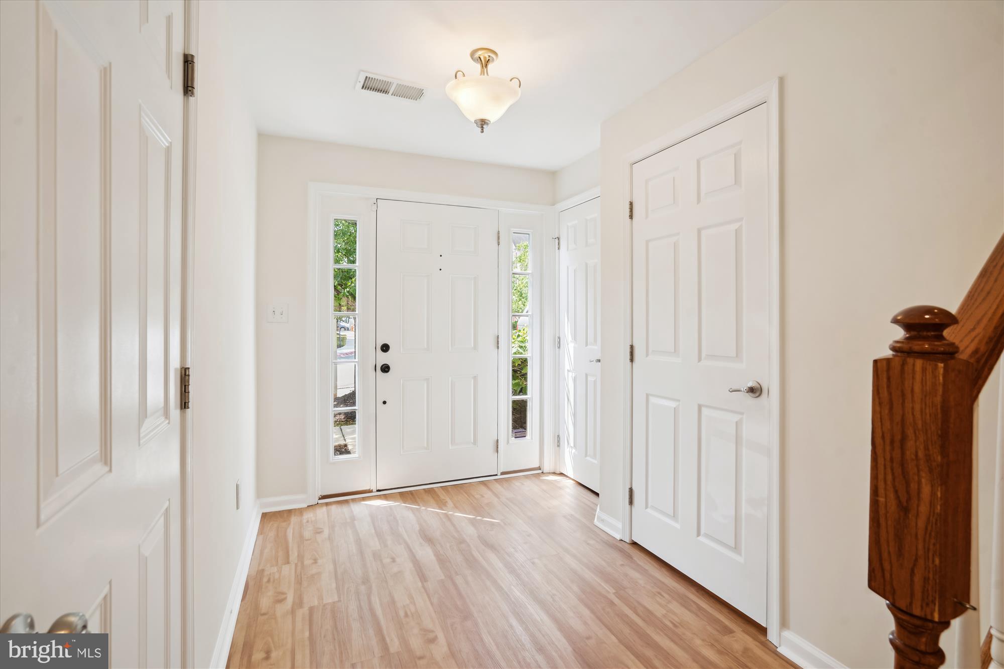 VILLAGE TOWNS - Residential