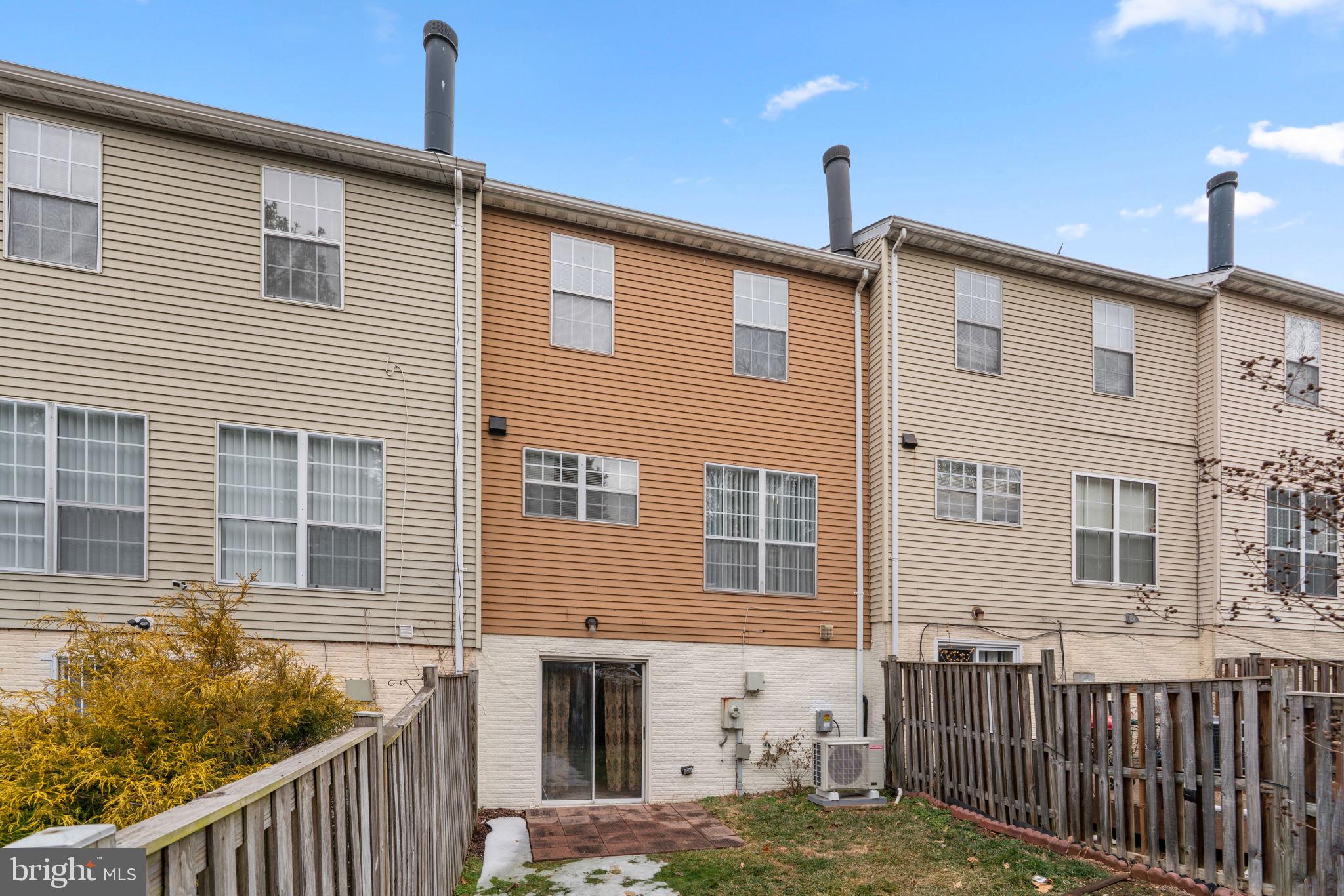 GLEN ORA - PLAT 9 - Residential