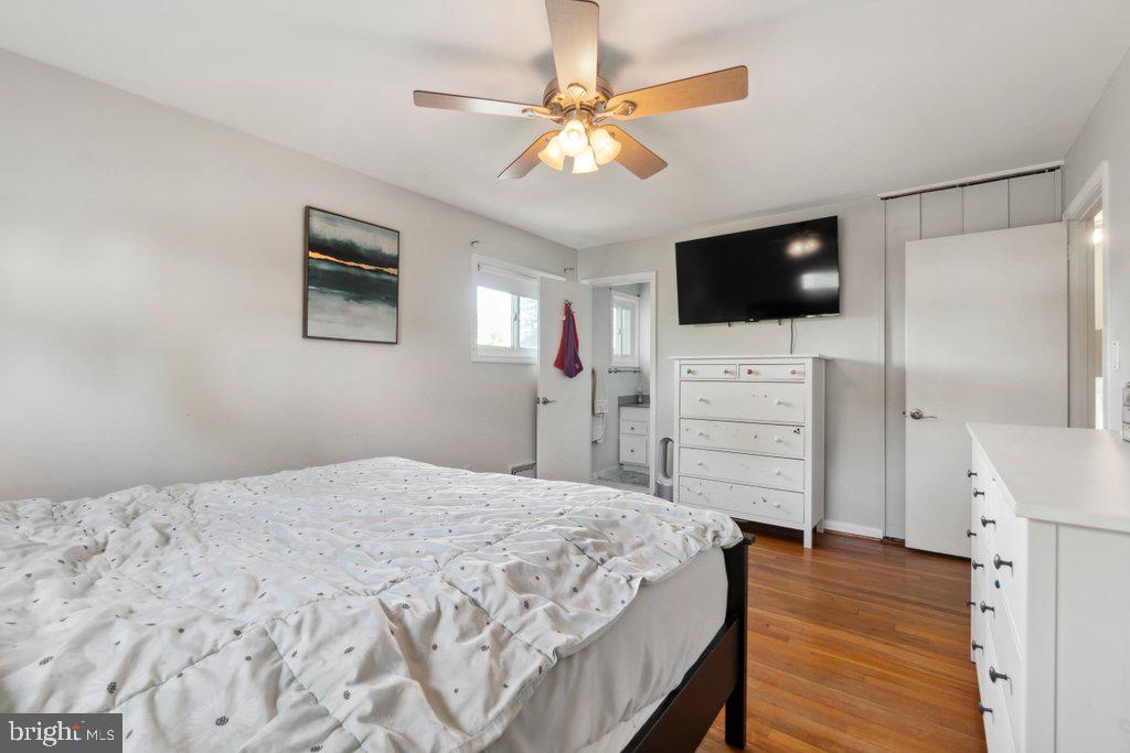 YORK MANOR - Residential