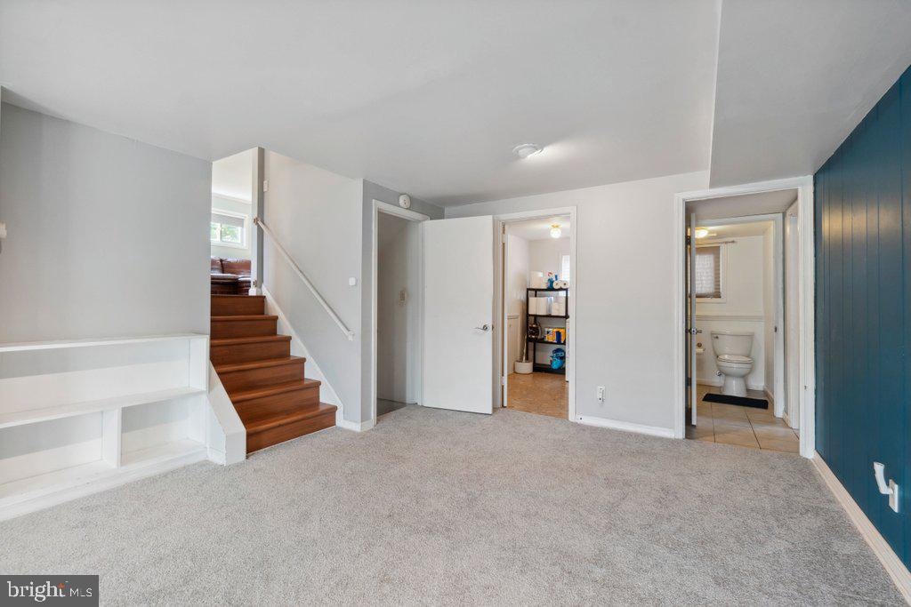 YORK MANOR - Residential