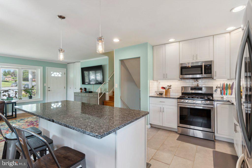 YORK MANOR - Residential