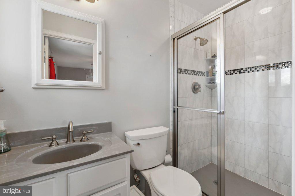 YORK MANOR - Residential