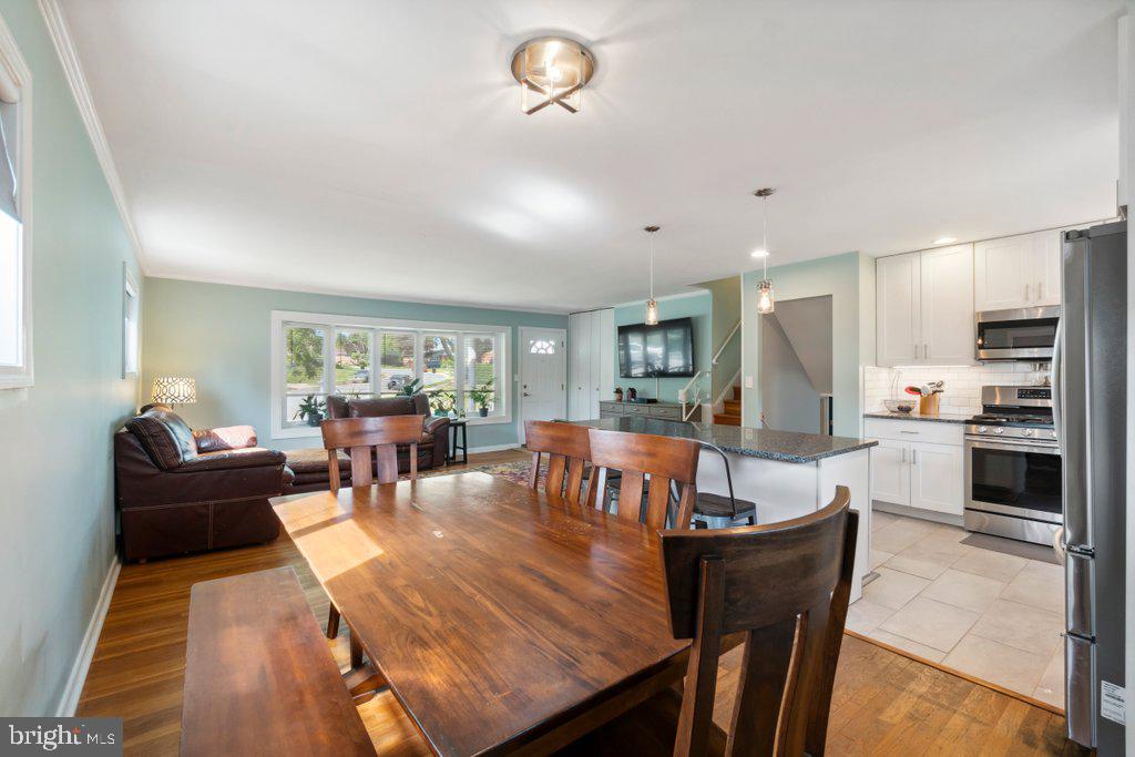 YORK MANOR - Residential