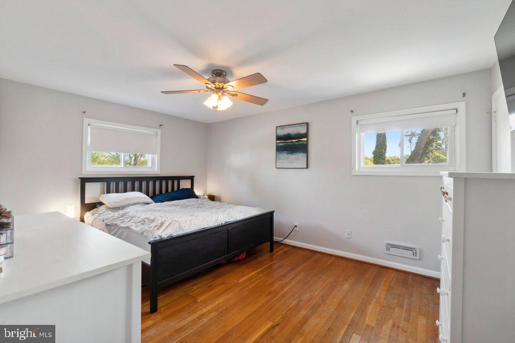 YORK MANOR - Residential