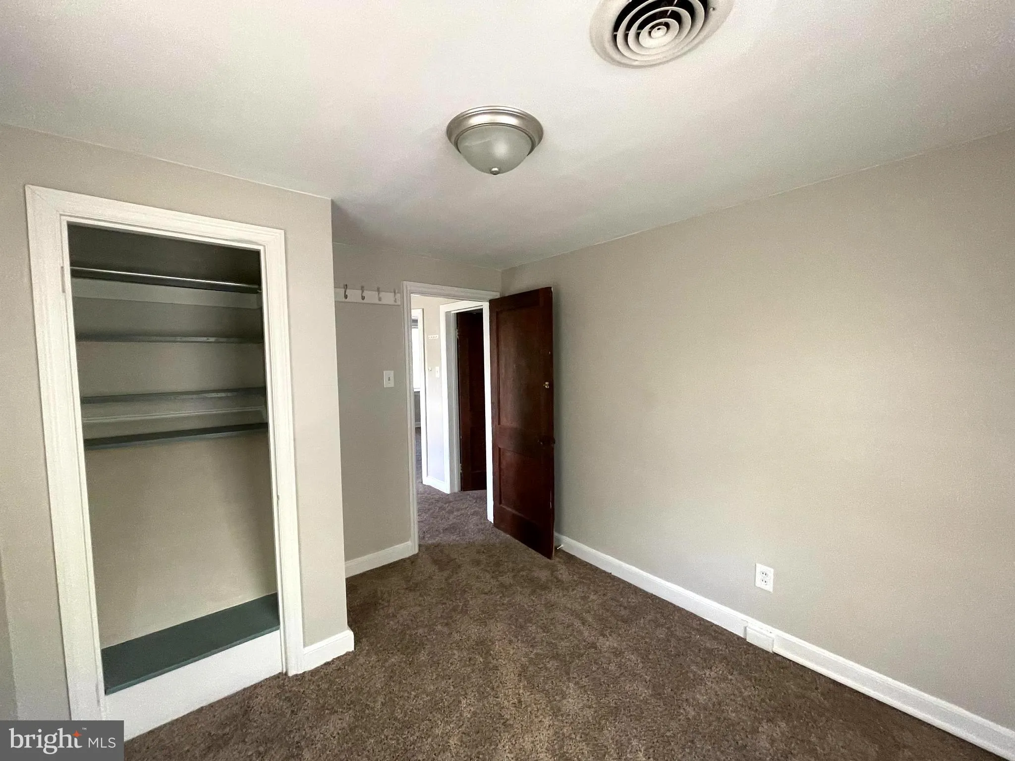 Hagerstown, Maryland 21742, United States, 3 Bedrooms Bedrooms, ,1 BathroomBathrooms,Residential,Active,6277