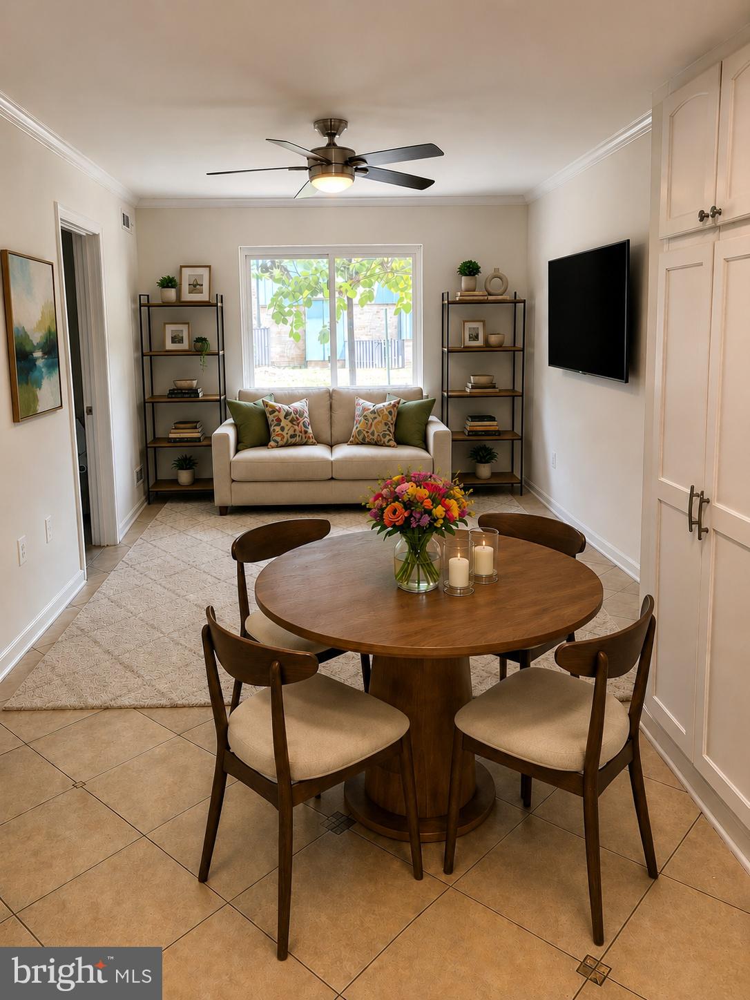 1833 IVY OAK SQUARE 49
