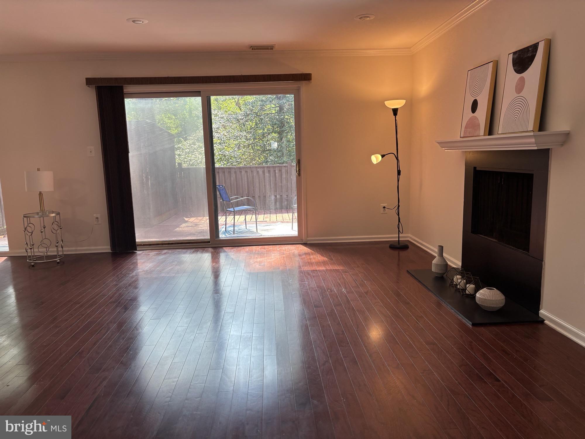 1833 IVY OAK SQUARE 49