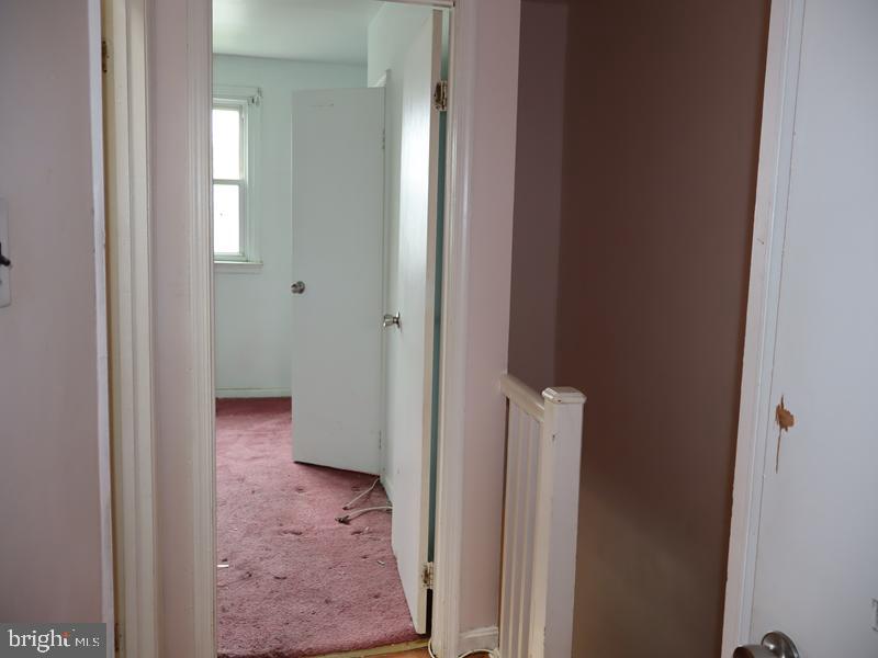 WEST OAK LANE - Residential