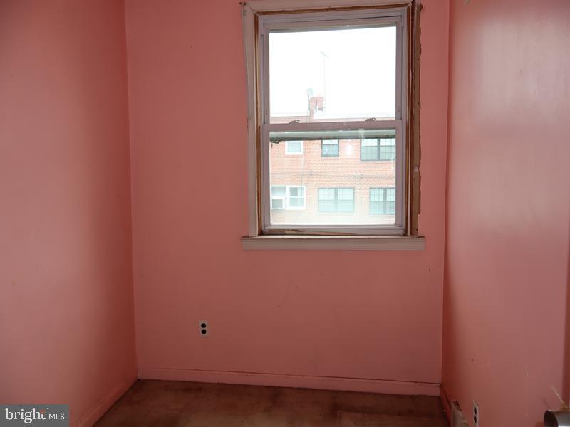 WEST OAK LANE - Residential