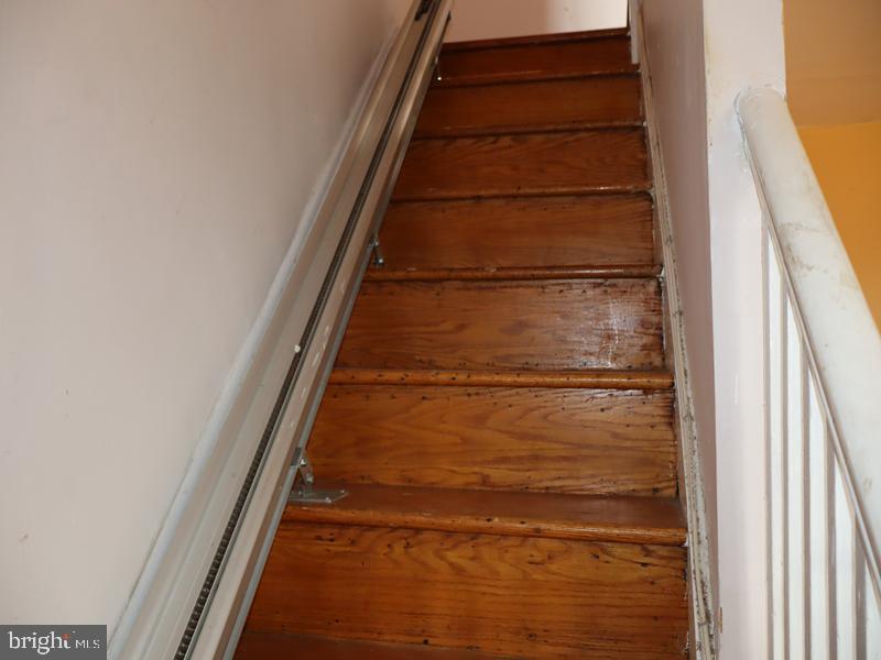 WEST OAK LANE - Residential